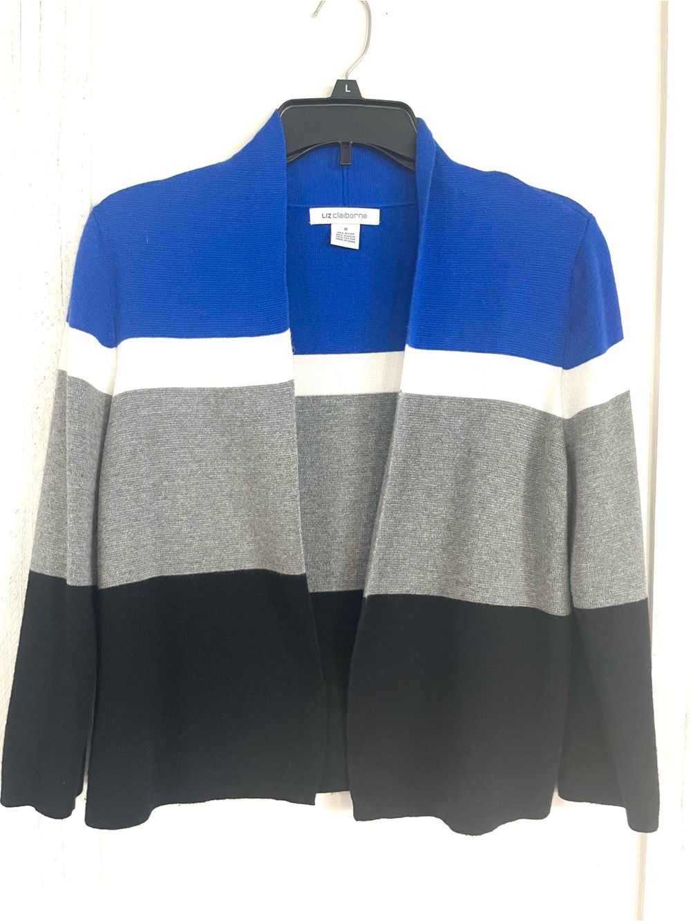 Like new Liz Claiborne cardigan